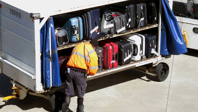 7 Easy Tips To Prevent Losing Your Luggage
