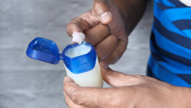 Using The Cap And Petroleum Jelly