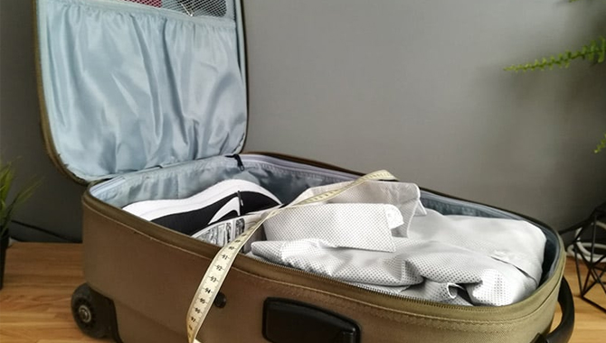 What is the Average Weight of packed suitcase