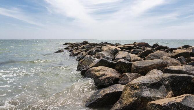 Stay Away From Rocks, Jetties, And Piers