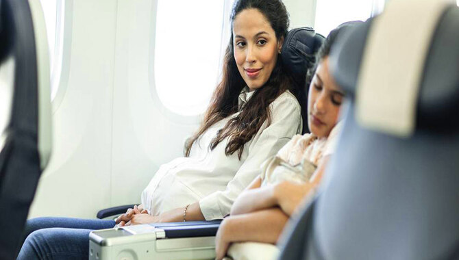 Is It Ok To Travel By Plane During Pregnancy