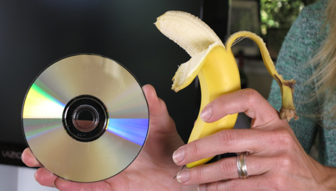 Use Banana To Polish The Disc