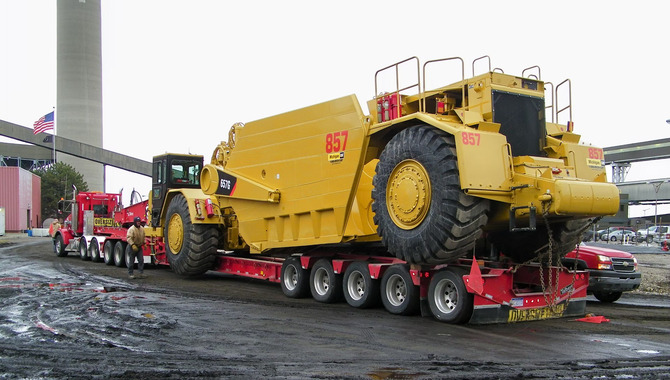 What Are 10 Safety Tips For Hauling Heavy Equipment?