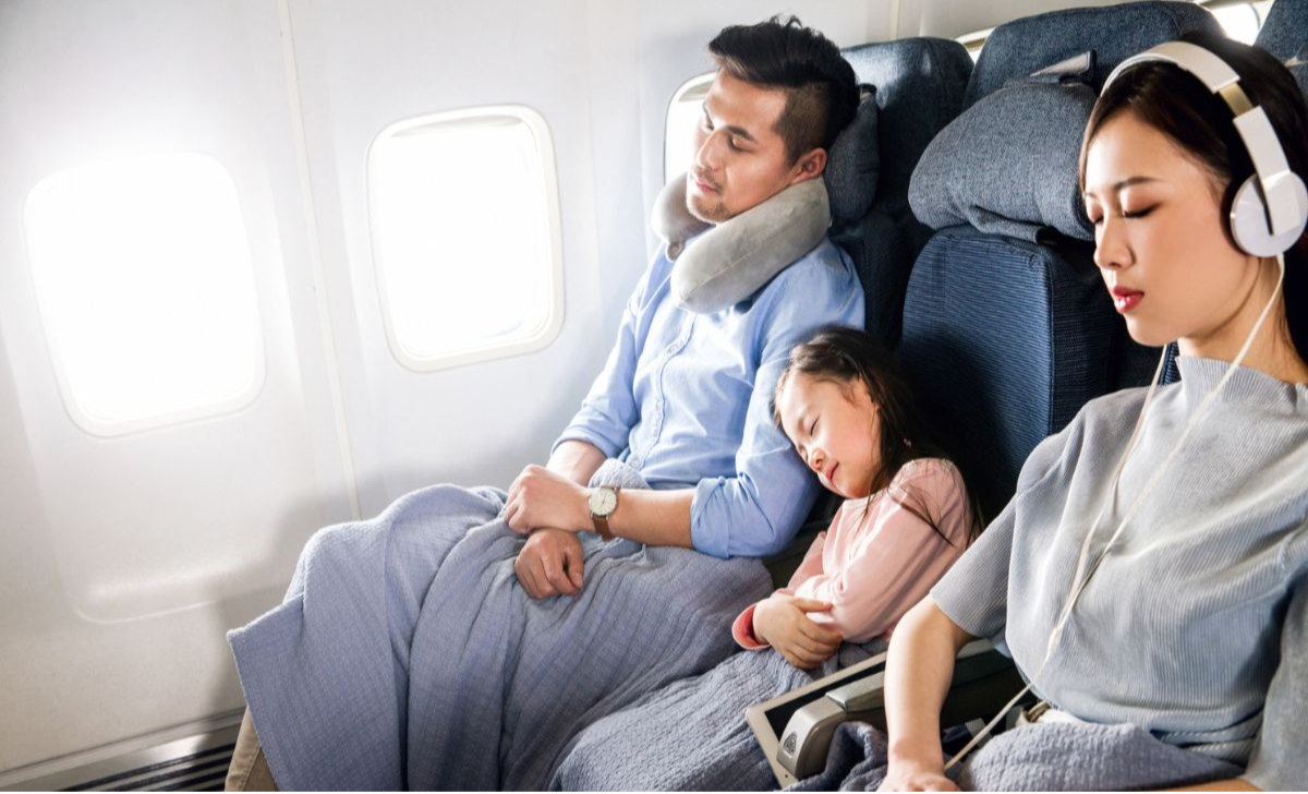 9 Essential Tips For Airplane Comfort